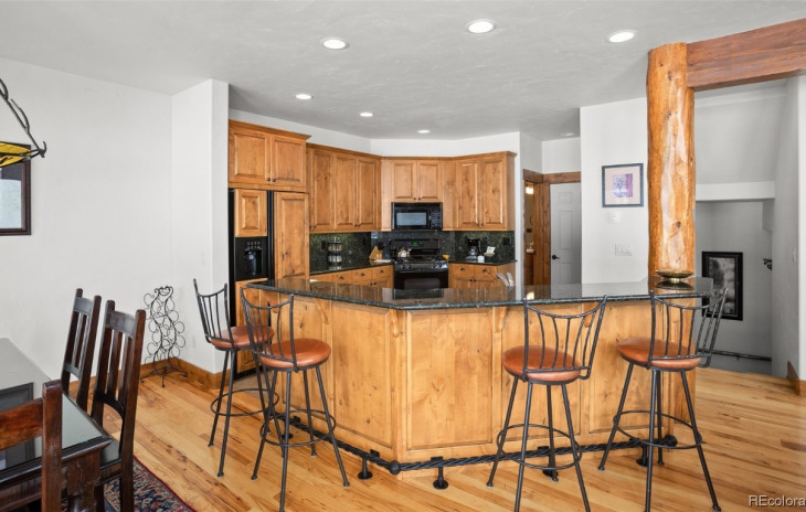 1510 Flattop Circle Photo