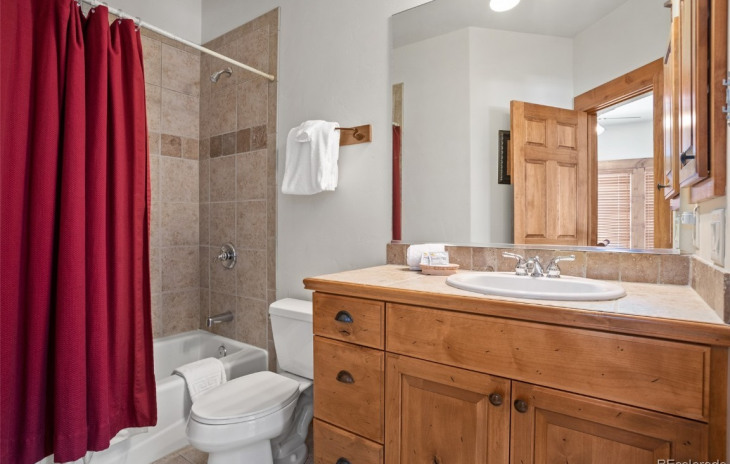 1510 Flattop Circle Photo