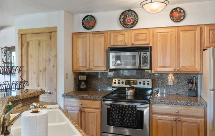 2700 Village Drive Photo