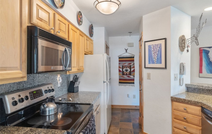 2700 Village Drive Photo