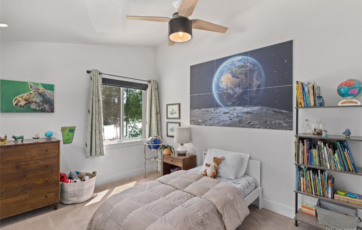 27440 West Wind Place Photo