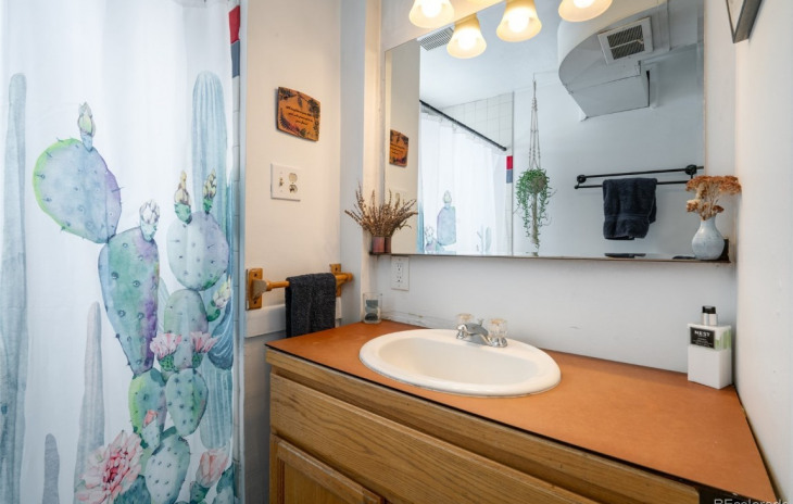 1221 13th Street Photo
