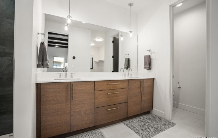 1242 Urban Way Photo
