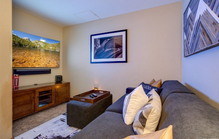 1175 Bangtail Way Photo