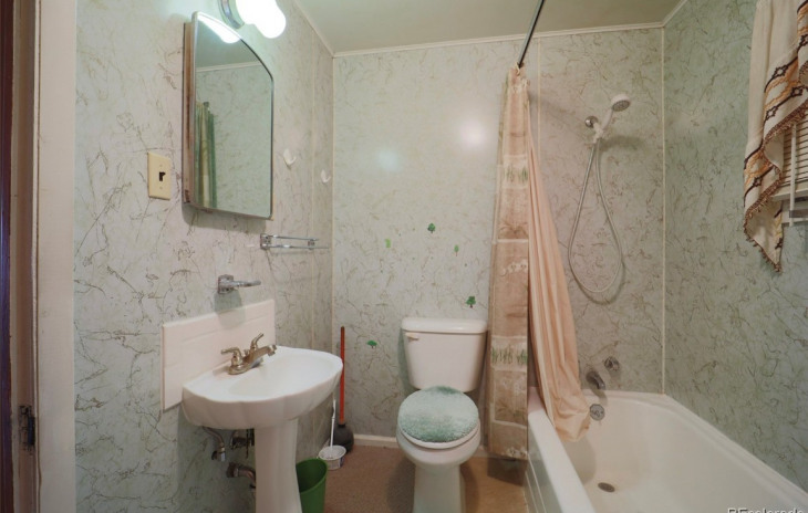 25860 Routt Street Photo