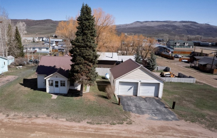 25860 Routt Street Photo