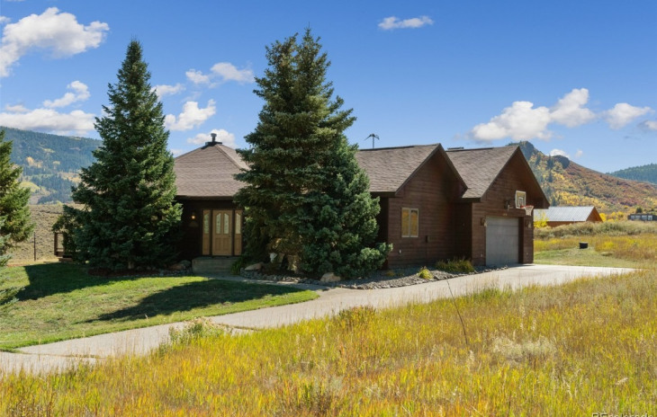 23685 Willow Island Trail Photo