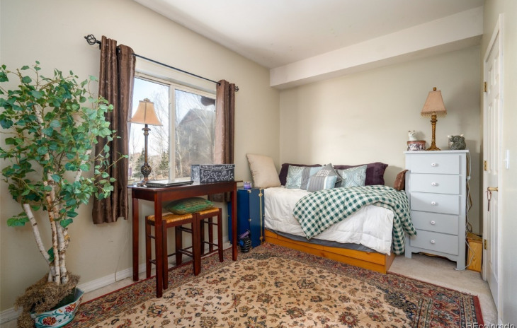 510 Eaglepointe Court Photo