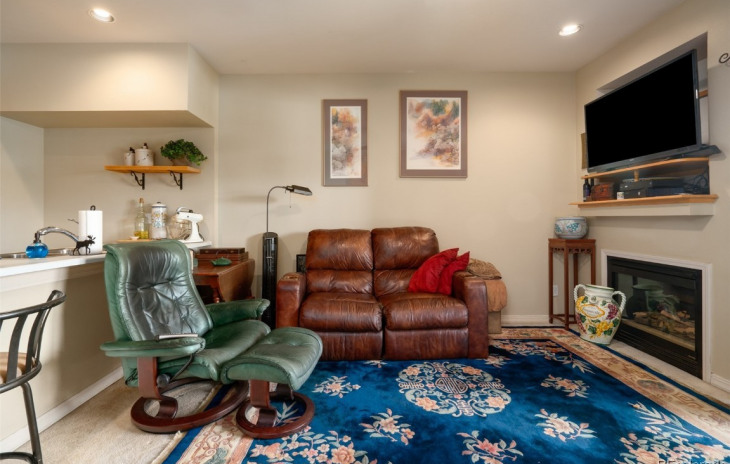 510 Eaglepointe Court Photo