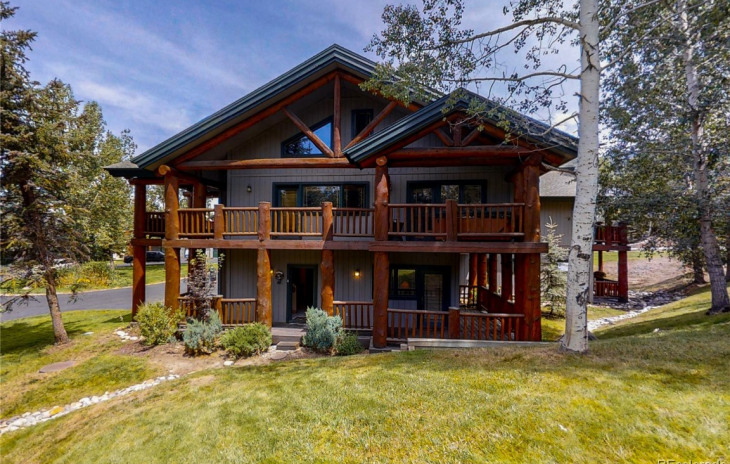 1755 Latigo Loop Photo