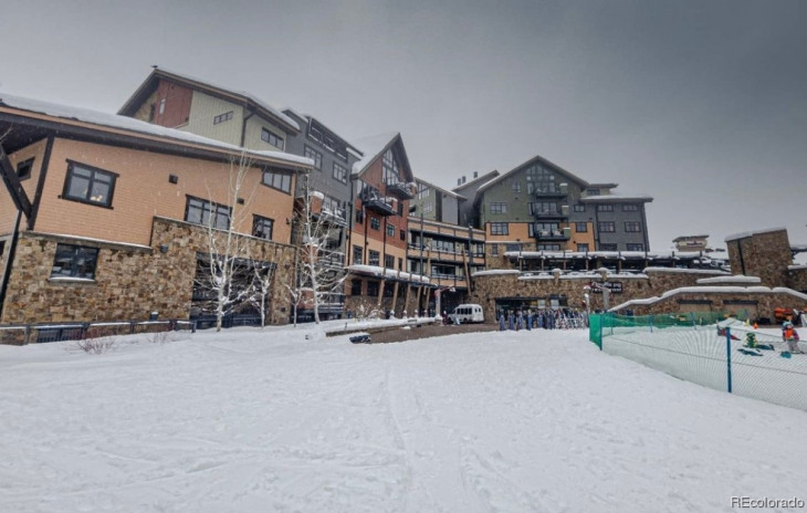 2250 Apres Ski Way Photo
