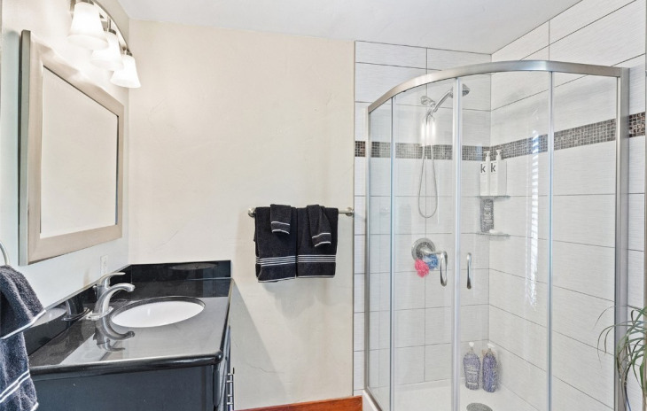 22639 Commanche Road Photo