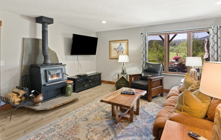 22639 Commanche Road Photo