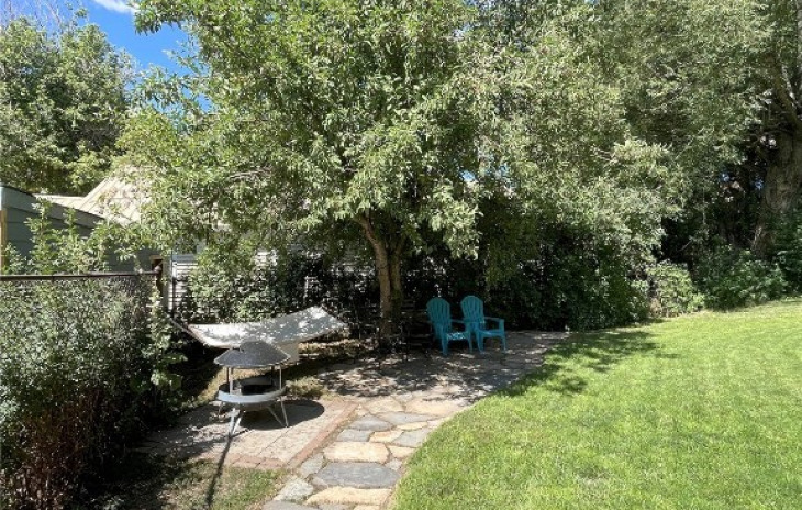240 W Jackson Avenue Photo