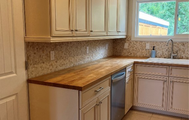 240 W Jackson Avenue Photo