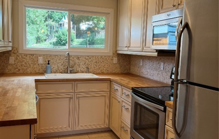 240 W Jackson Avenue Photo