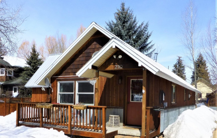 210 James Street Photo