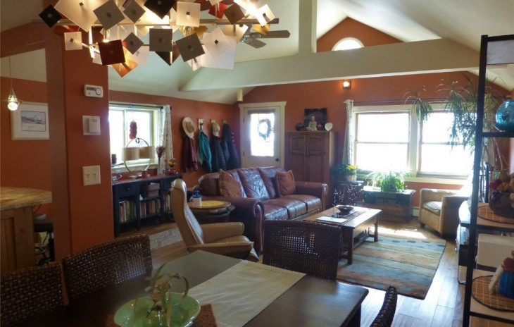 210 James Street Photo