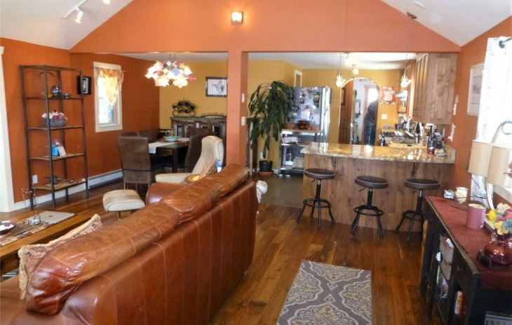 210 James Street Photo