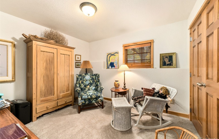 452 Parkview Drive Photo