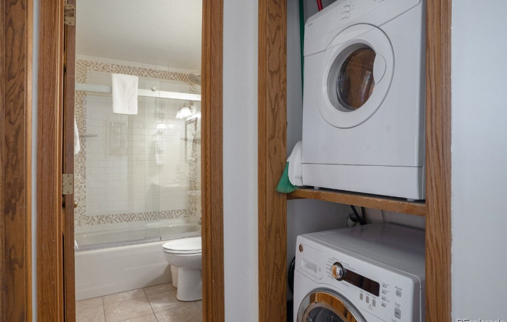 2355 Apres Ski Way Photo