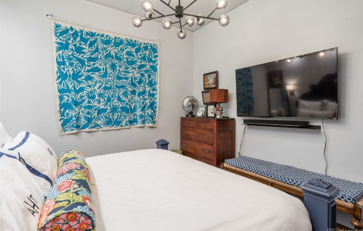 703 Lincoln Avenue Photo