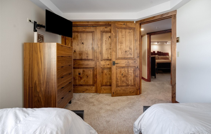 1855 Ski Time Square Drive Photo