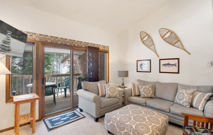 2729 Burgess Creek Road Photo