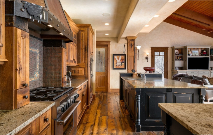 33175 Priest Creek Court Photo