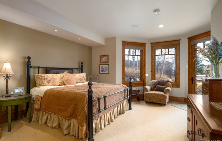 33175 Priest Creek Court Photo