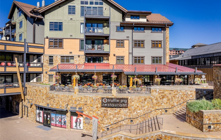 2250 Apres Ski Way Photo