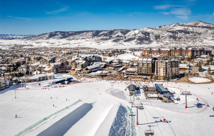 2250 Apres Ski Way Photo