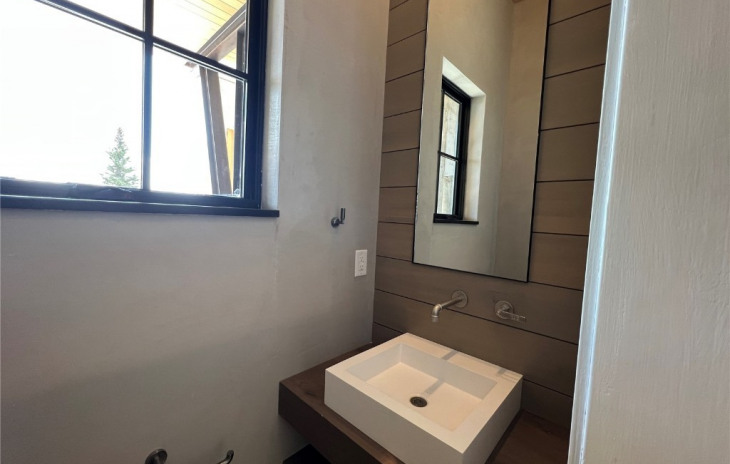 96 Park Place Photo