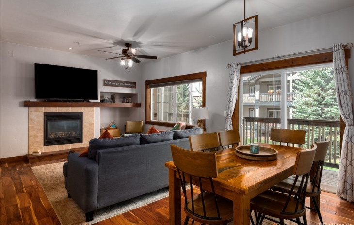 3330 Columbine Drive Photo