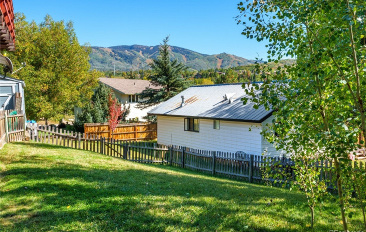 520 Dabney Lane Photo
