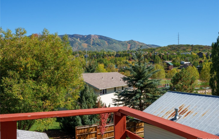 520 Dabney Lane Photo