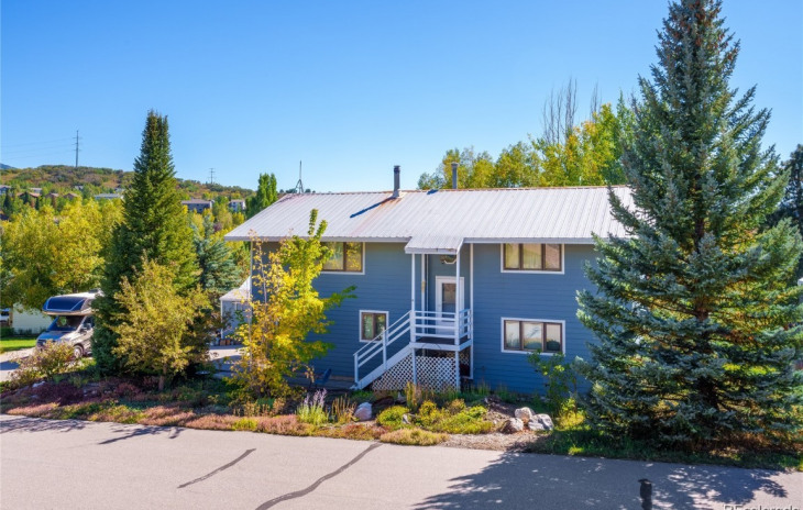520 Dabney Lane Photo