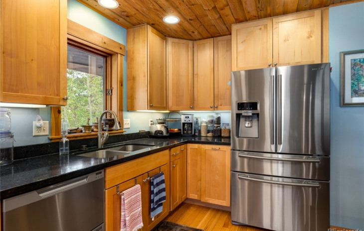 520 Dabney Lane Photo