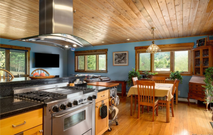 520 Dabney Lane Photo