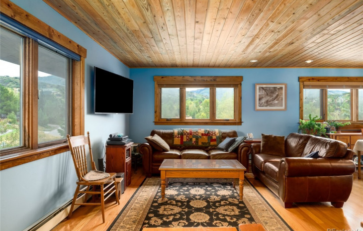 520 Dabney Lane Photo