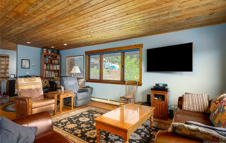 520 Dabney Lane Photo
