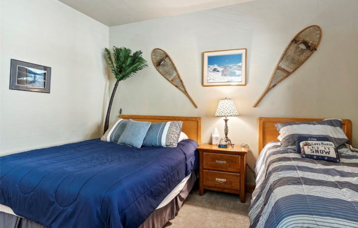 2200 Apres Ski Way Photo