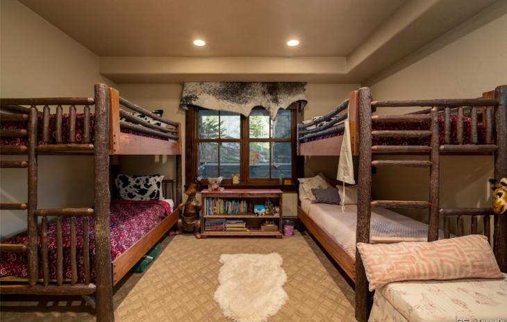 34205 Catamount Drive Photo