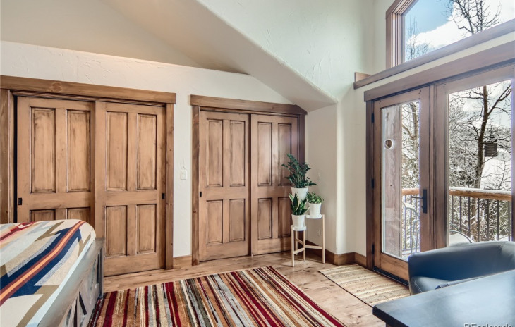 2835 Timber Lane Photo