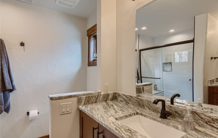 2835 Timber Lane Photo