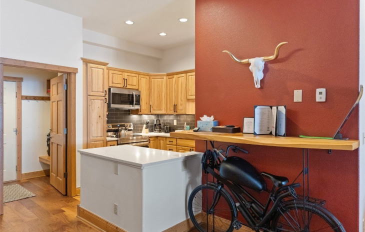 3448 Spring Valley Drive Photo