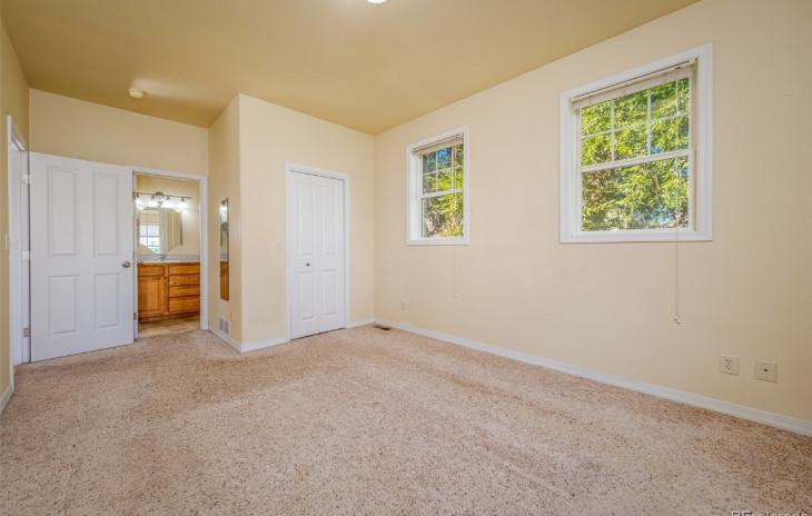 214 Logan Avenue Photo