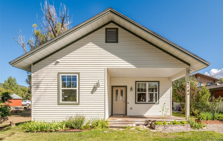 214 Logan Avenue Photo