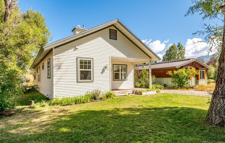 214 Logan Avenue Photo