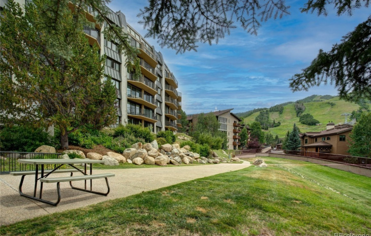 1995 Storm Meadows Drive Photo